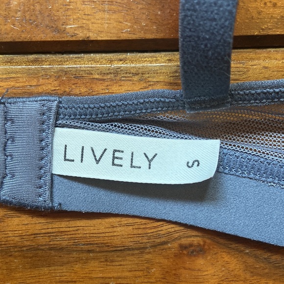 NWT Lively The Mesh Trim Padded Bralette Smoke Small - Picture 7 of 10